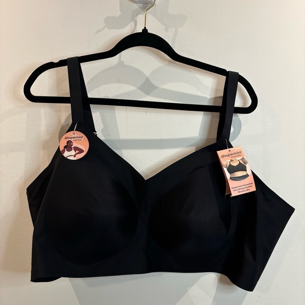 SHAPERMINT Essentials Sz 4XL Smoothing Comfort Wireless Removable Pads Bra NEW